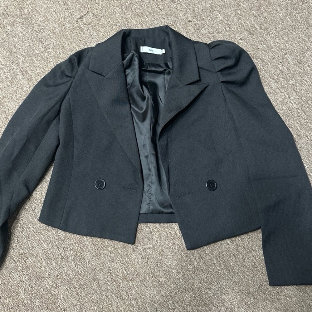 Cropped blazer